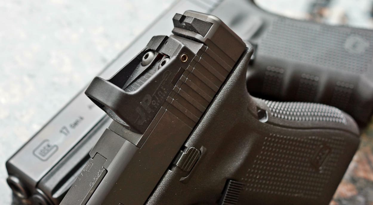 Gun Review GLOCK G19 GEN4 MOS G17 GEN4 MOS The Truth About Guns