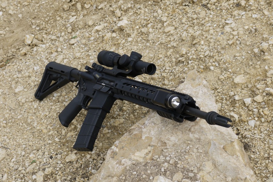 skuffe begrænse Forbindelse Gear Review: Streamlight TLR-1 on a Rifle - The Truth About Guns