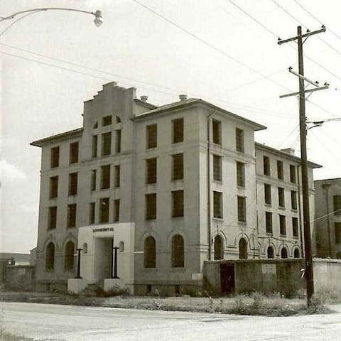 Galveston, TX county jail (courtesy galvestonhistory.org)
