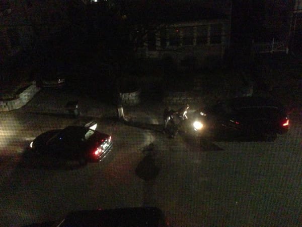 Tsarnaevs shooting at cops (courtesy getonhand.com)