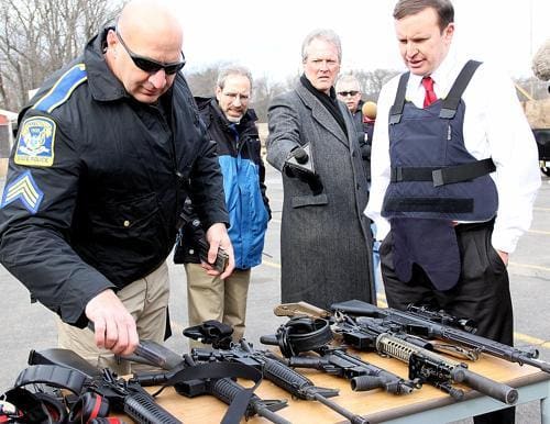 CT Senator Murphy (rtight) wears vest in case assault rifles go off (courtesy townnews.com)