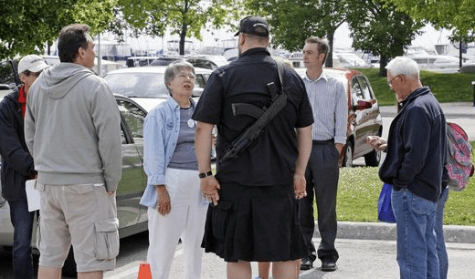 Open carry advocate Bill Pollster before the Walk with Walker event in Sheboygan, WI (courtesy sheboyganpress,com)