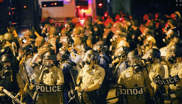 Police in Ferguson, Missouri (courtesy nydailynews.com)