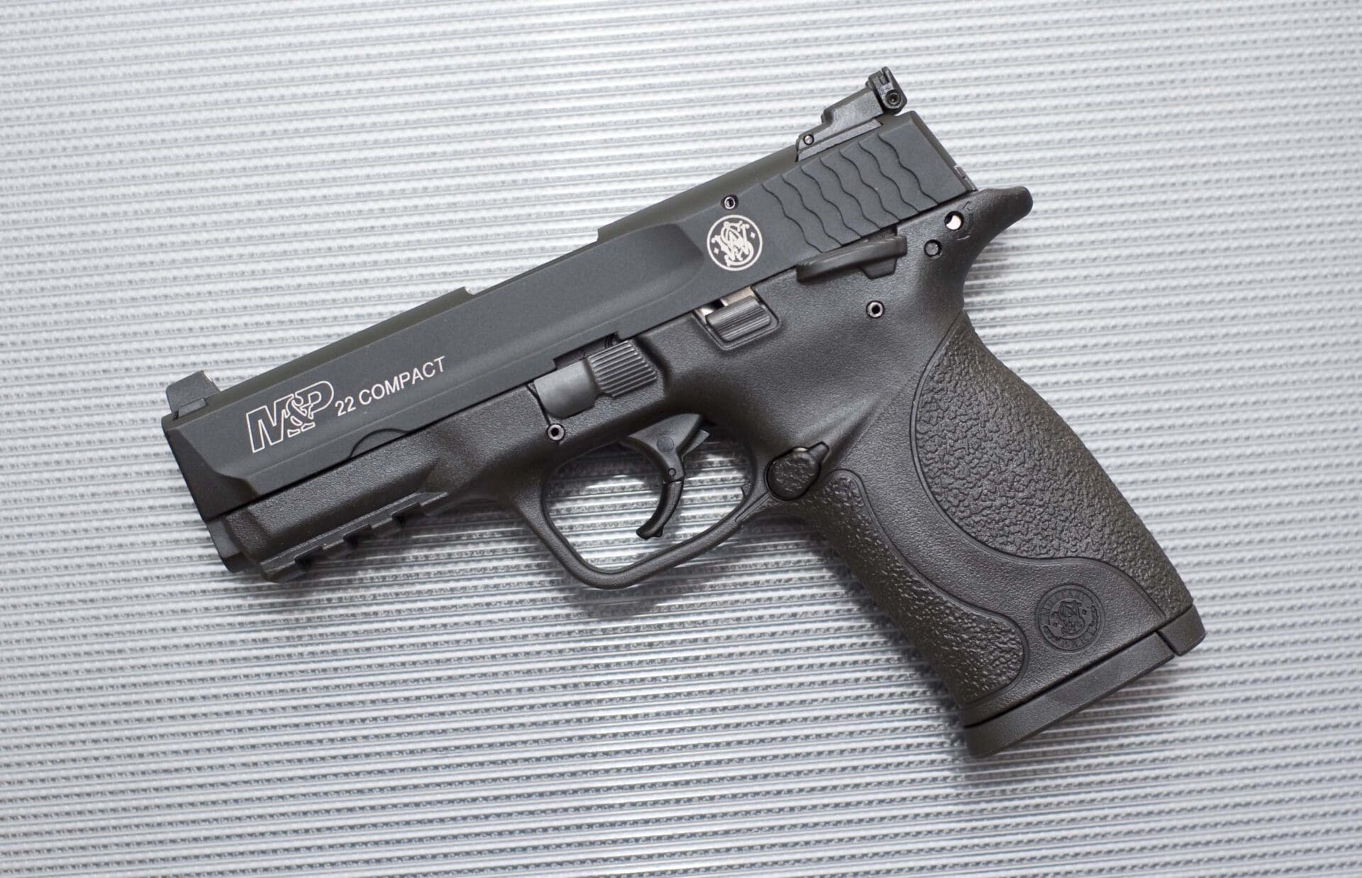 gun-review-smith-wesson-m-p22-compact-the-truth-about-guns