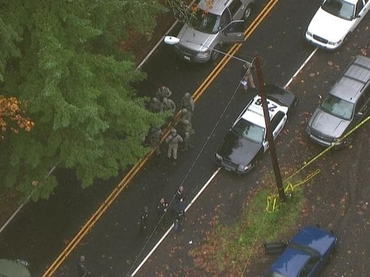 Vancouver WA SWAT team that had shootout with 911 caller (courtesy kgw.com)