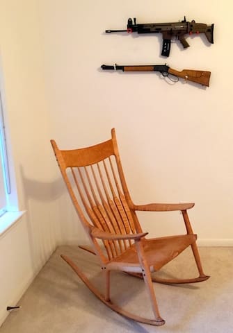 Wall art (courtesy The Truth About Guns)
