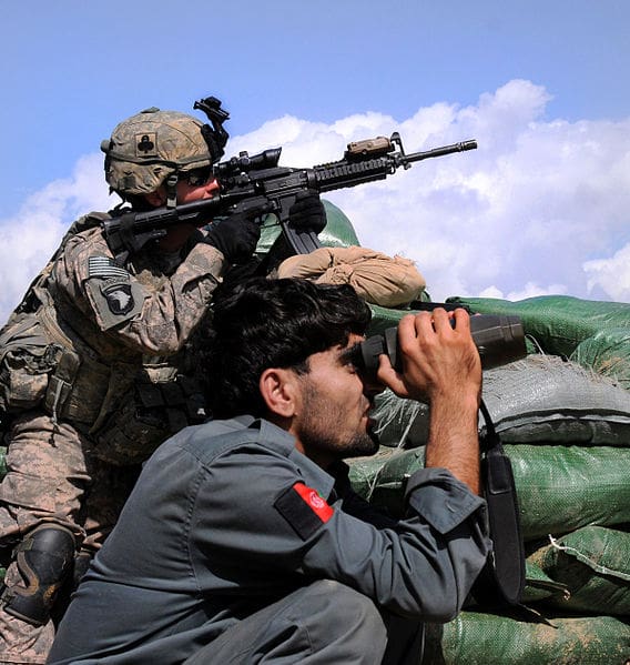 568px-Firefight_at_Afghan_National_Police_checkpoint_in_Kunar_province_2010-09-18_2