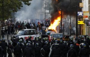 Britain riots 2011 (courtesy marxist.com)