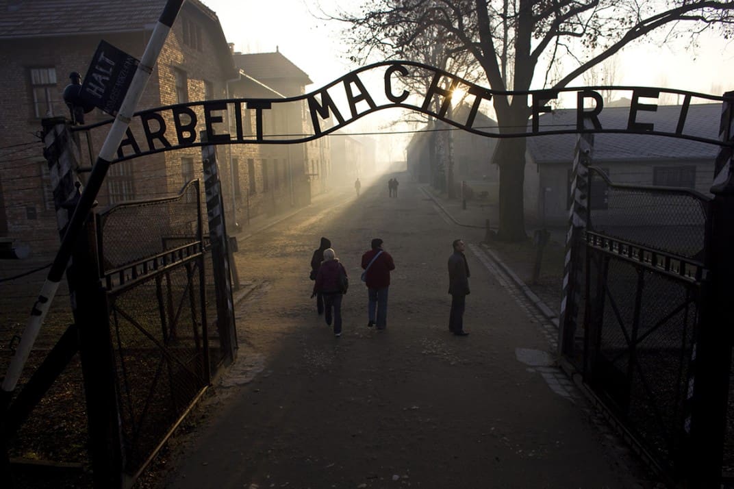 AuschwitzBirkenau001-1072x714