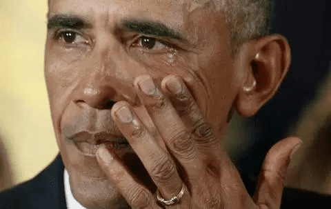 Obama-Cries-Live-On-TV-While-Discussing-Children-Shot-Dead