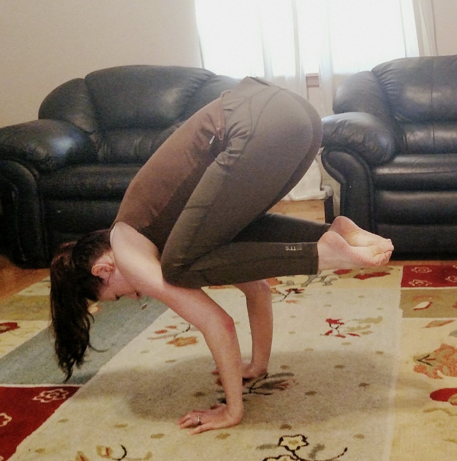 Bakasana (crow pose) in the 5.11 tactical yoga pants (courtesy The Truth About Guns)