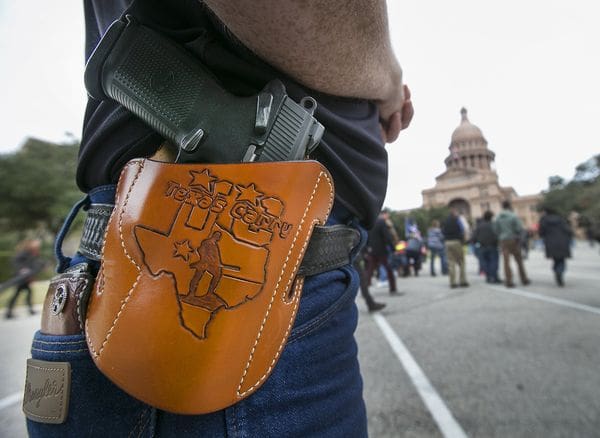 Texas gun rally (courtesy statesman.com)