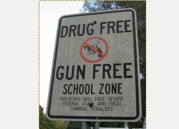 gun-free-school-zone-sign