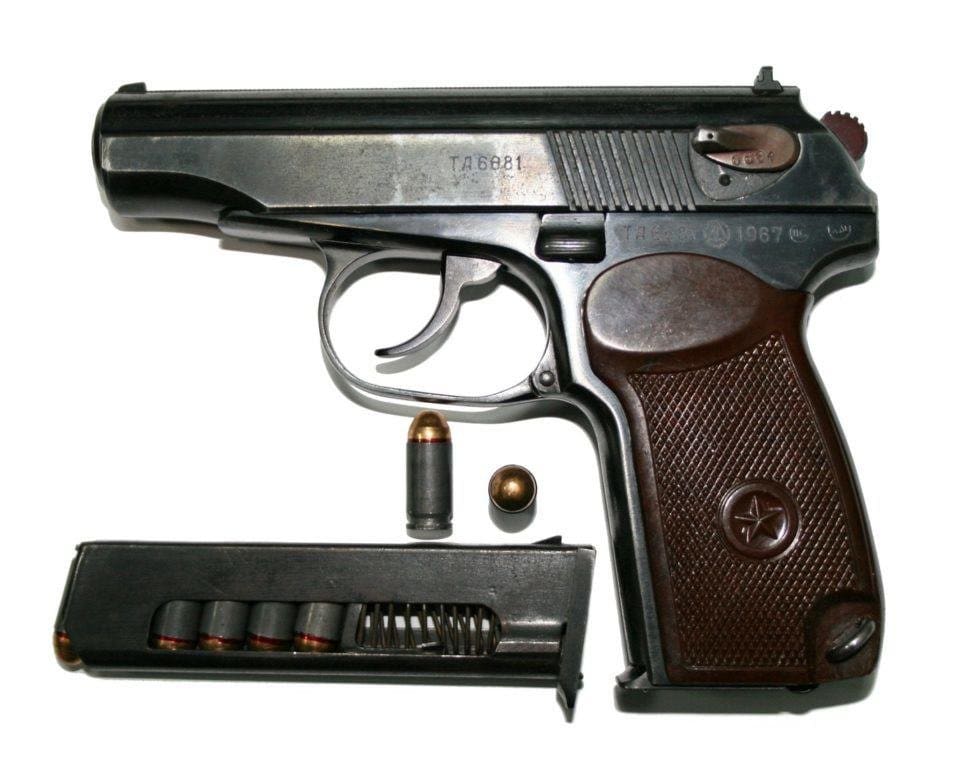 makarov-9mm-pistol-954x768