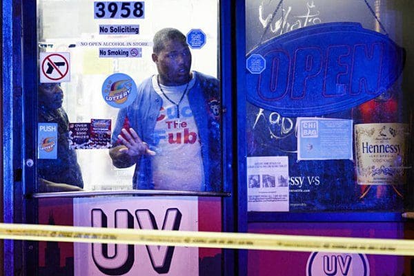 Chicago violent weekend gang violence dead wounded crime 