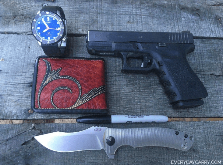 Les George carries a GLOCK 19 and a Les George-designed Zero Tolerance 0920