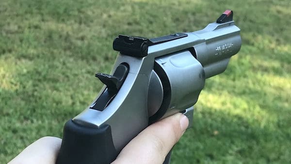 Smith & Wesson Model 69 Combat Magnum sights (courtesy thetruthaboutguns.com)