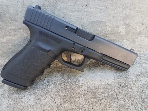 Glock 21SF right side (photo courtesy of JWT for thetruthaboutguns.com)