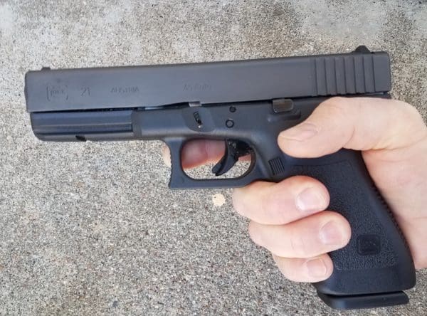 Glock 21SF grip (photo courtesy of JWT for thetruthaboutguns.com)