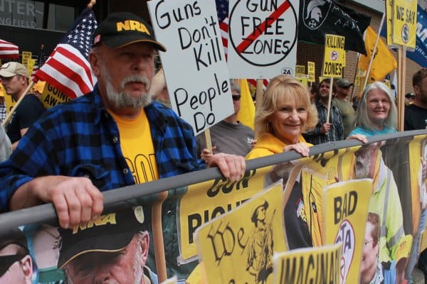 Illinois Gun Owners Lobby Day Helps Kill Dealer Licensing Bill!