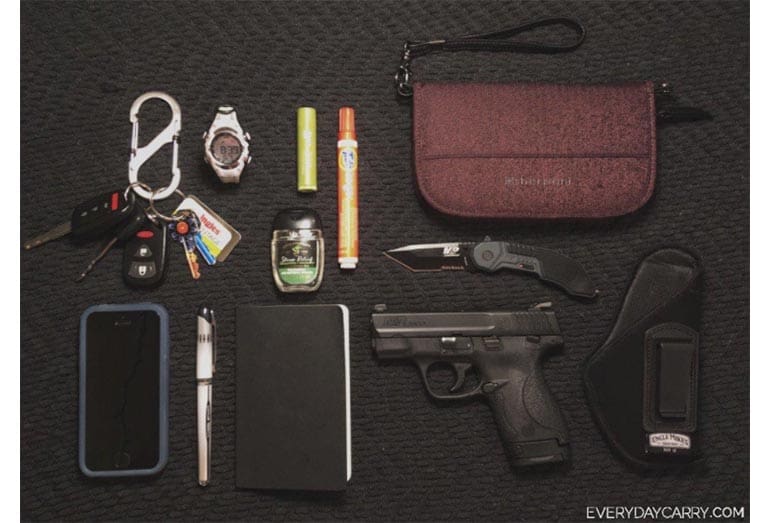 Momcarry Mom Carry 9mm M&P9 SHIELD Concealed Carry Pocket Dump