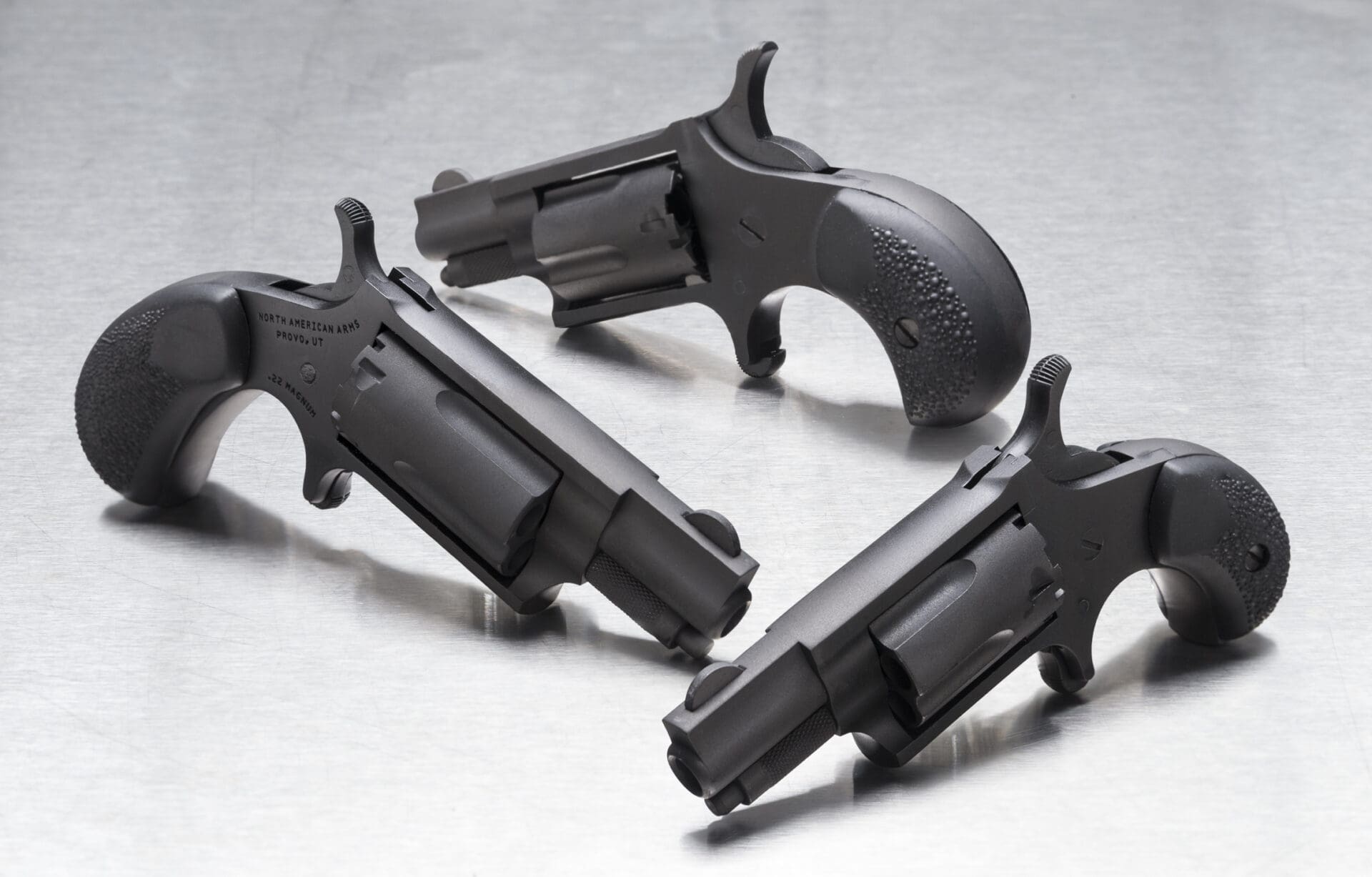 NAA Mini-Shadow Davidson's Gallery of Guns Black