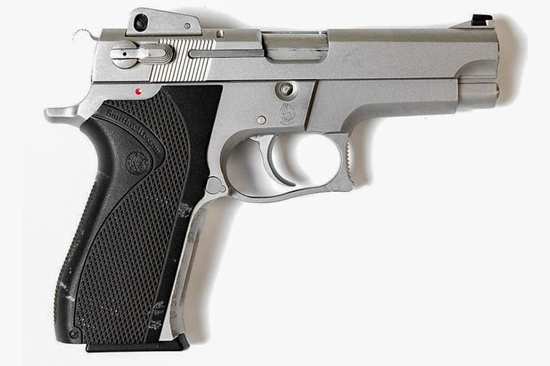 Affordable Handgun Review: The Smith & Wesson 5906 9mm Pistol
