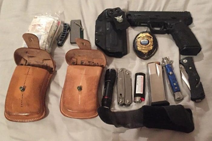 Darean is taking his new EDC obsession seriously. He's already reconfigured  his loadout, slimming down his carry to a more pocket-friendly…
