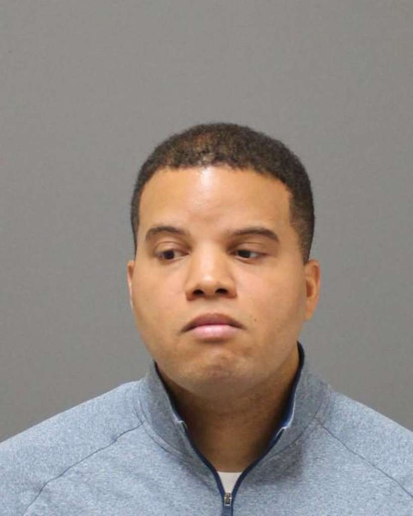 Hamden Police officer charged shooting
