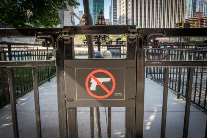 no guns allowed sign