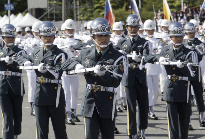 Taiwan China military