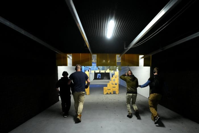 Czech train ukraine ukrainians guns firearms training range AK-47