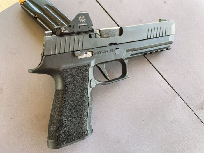 SIG SAUER P320 XTEN 10mm pistol