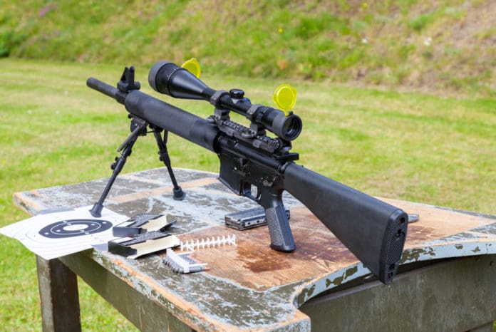 AR-15 M16 assault rifle range target