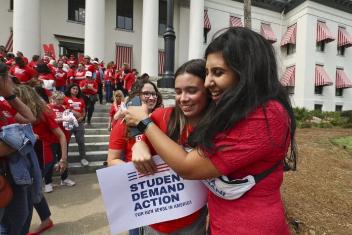 gun control students moms demand action