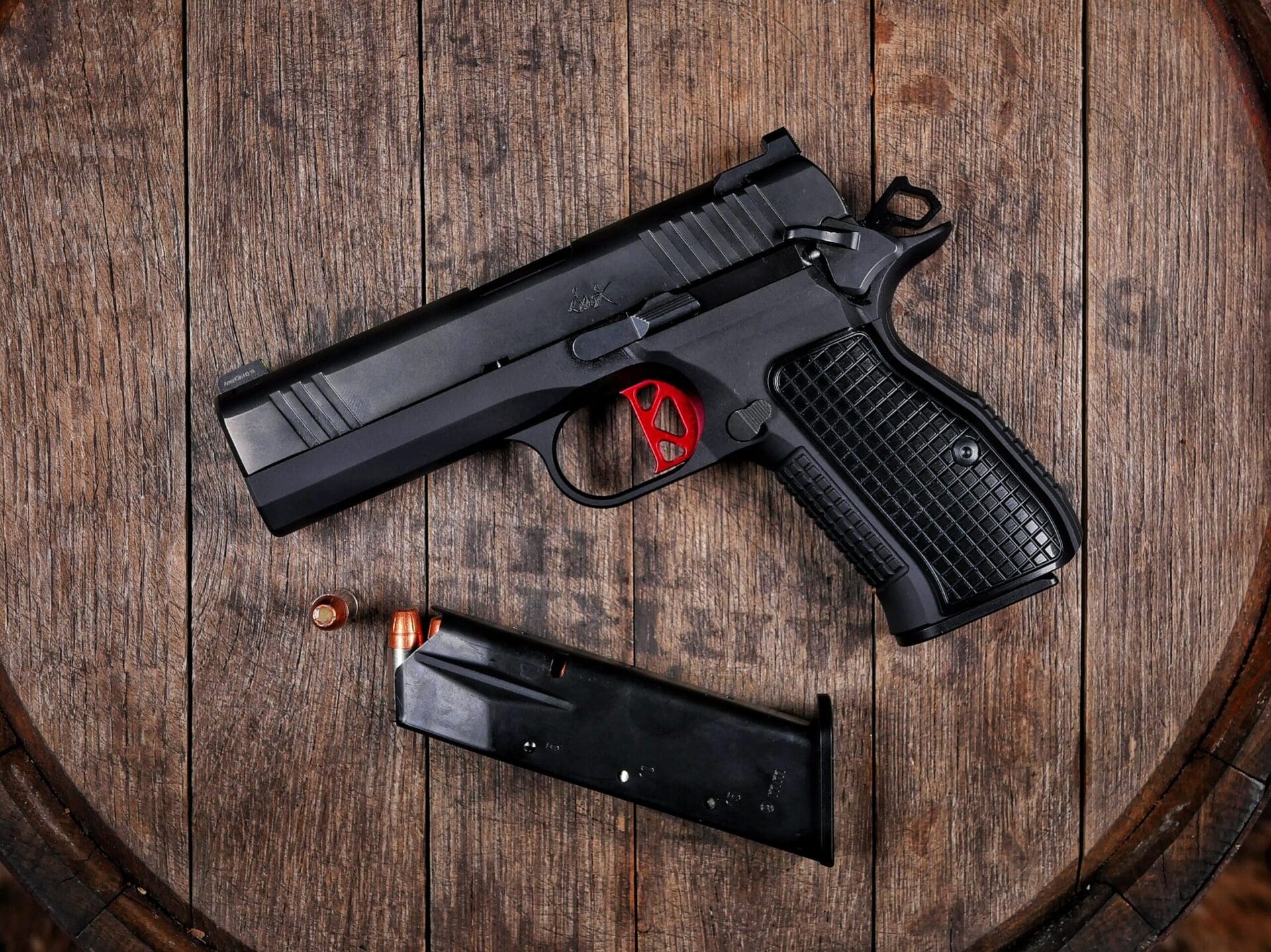 Dan Wesson DWX Compact 9mm pistol
