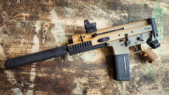 FN SCAR 15P pistol